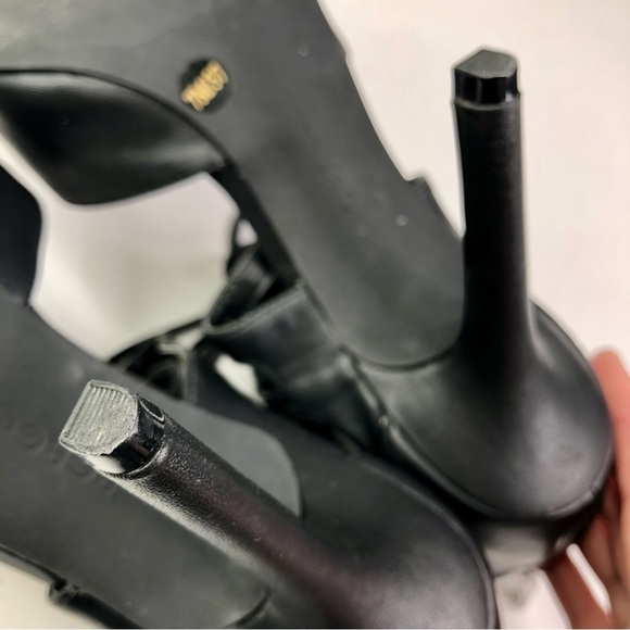 BCBGeneration Delphia stilettos vegan leather heels cut-outs pointy toe back zip - Picture 11 of 12